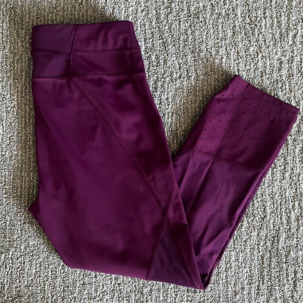 Athleta Capri Leggings